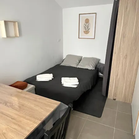 Apartment Studio *